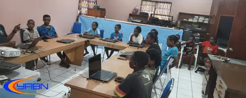 Mereka pahami sedikit-sedikit